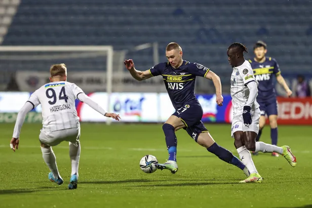 fb-kasimpasa-maci-canli-izle-fenerbahce-kasimpasa-mucadelesi-full-hd-kesintisiz-canli-takip-linki-sifresiz-ner-1675007775381.jpg FB-KASIMPAŞA MAÇ SONUCU | Fenerbahçe maçı kaç kaç bitti? 29 Ocak Pazar Maç özeti - 2