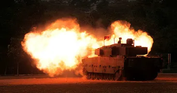Türkiye’nin ilk tank ihracatı Endonezya’ya! Kaplan MT göğüsleri kabarttı