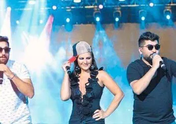 Sibel Can ilk kez rap yaptı, Açıkhava’yı coşturdu