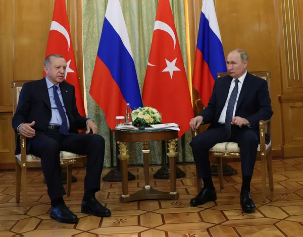 1659933780785.jpg Başkan Recep Tayyip Erdoğan A takımını topladı! Dar gelirliler için çözümler, sosyal konut projesi, Putin görüşmesi masada - 1