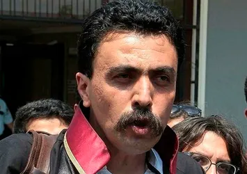 Çağdaş Hukukçular Derneği Başkanı Selçuk Kozağaçlı'ya terör örgütü DHKP-C'den hapis cezası!