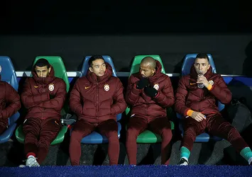 Galatasaray'da derbi sonrası flaş ayrılık!