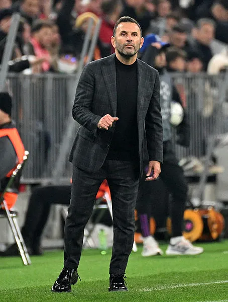 okan-buruk-bayern-munih-galatasaray-macini-degerlendirdi-macin-hakemi-antonio-nobre-skoru-etkileyecek-hata-yap-1699489107047.jpg Okan Buruk Bayern Münih-Galatasaray maçını değerlendirdi: Maçın hakemi Antonio Nobre skoru etkileyecek hata yaptı - 1