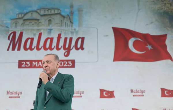 son-dakika-baskan-erdogandan-malatyada-onemli-aciklamalar-1684847701599.jpg Başkan Erdoğan'dan Malatya'da önemli açıklamalar! "Bay Bay Kemal talimatı Kandil'den alıyor" - 2