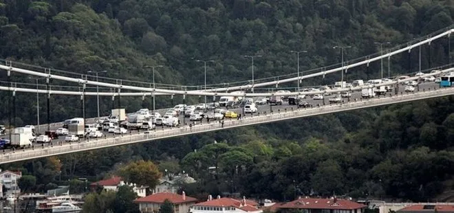 Fatih Sultan Mehmet Köprüsü’nde intihar girişimi: Trafik 3 saat aksadı