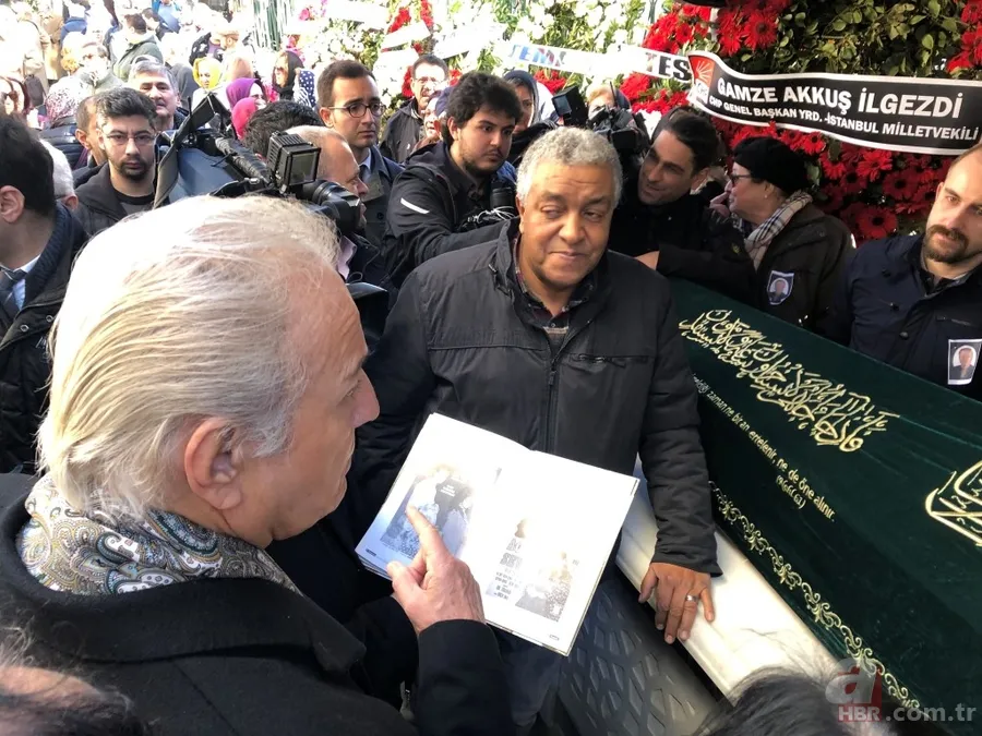 Yeşilcam'ın Ömercik'i Ömer Dönmez son yolculuğuna uğurlandı! Bakan Hulusi Akar yalnız bırakmadı 14