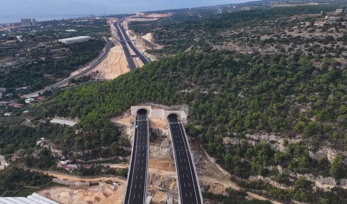 Mersin'de ulaşım hamlesi: Çeşmeli-Kızkalesi Otoyolu hizmete girdi! - 3