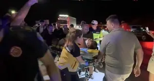 Bursa’da kamyon şarampole yuvarlandı