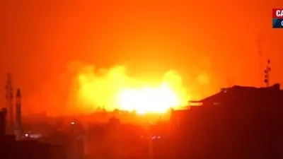 Gazze’de yoğun bombardıman canlı yayında!