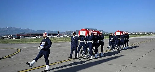 Kayseri’de düşen eğitim uçağında şehit olan pilotlar Uğur Yıldız ve Gökhan Özen’e veda