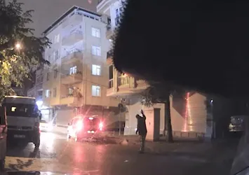 Bağcılar'da 3 İranlı sahte polis kimliğiyle yakalandı! Ukraynalı vatandaşı dolandırdılar