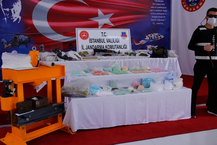 Jandarmadan nefes kesen operasyon! 'King' lakaplı organize uyuşturucu çetesi çökertildi - 3