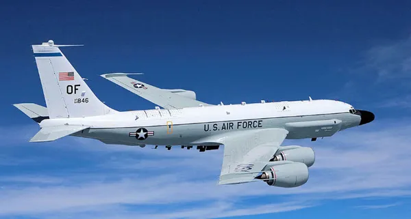 ABD’den Güney Çin Denizi’nde korkutan iddia! J11 savaş uçağı ile taciz