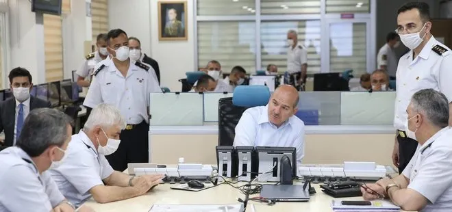 İçişleri Bakanı Süleyman Soylu Jandarma Harekat Merkezi’nde brifing aldı