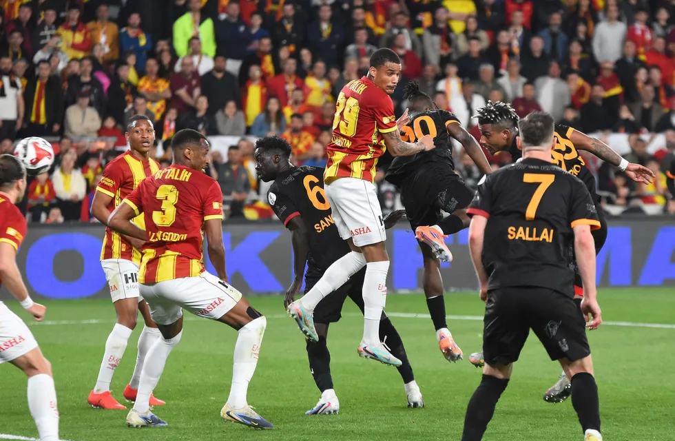 galatasaray-evinde-goztepeyi-agirlayacak-iste-muhtemel-11ler-1788018230067.jpg Galatasaray evinde Göztepe'yi ağırlayacak! İşte muhtemel 11'ler - 2