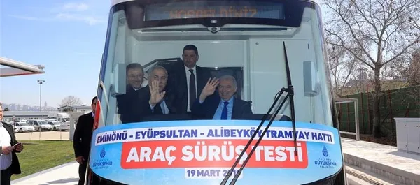 CHP’li Ekrem İmamoğlu yine yapılmışı taklit etti! 20 ay önce gerçekleşen test sürüşünü tekrarladı