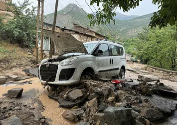 Sel sonrası Gümüşhane'de hummalı temizlik