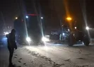 Bir ilde etkili kar yağışı! Araçlar yolda kaldı