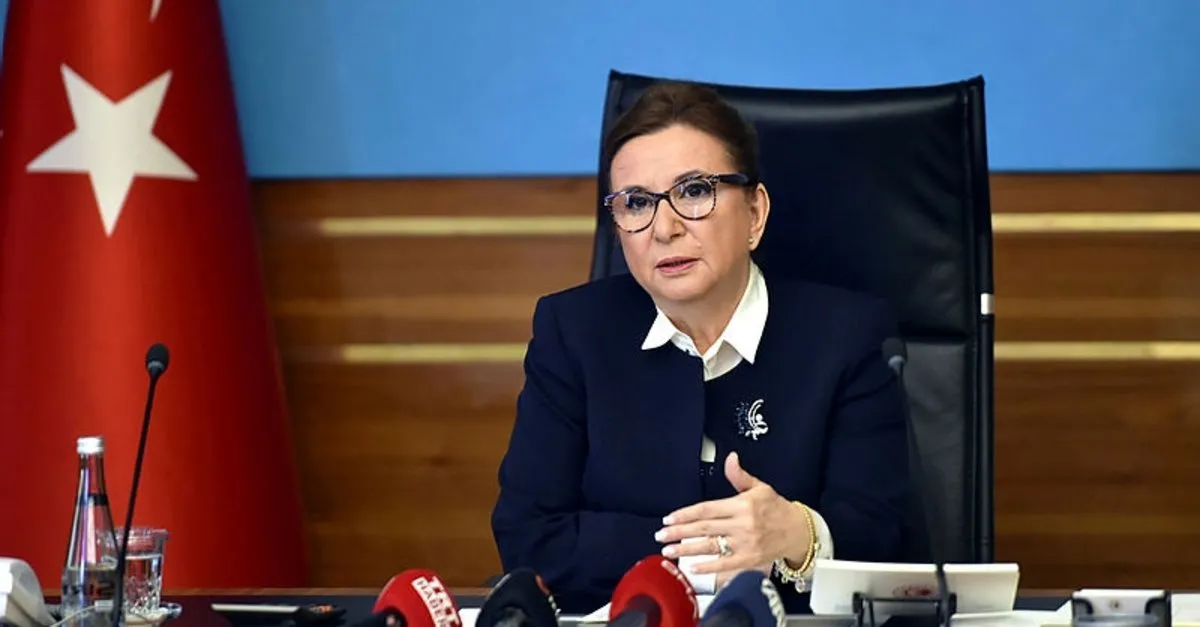 Ticaret Bakanı Ruhsar Pekcan, koronavirüs (Kovid-19) salgınına karşı "temassız ticaret" çözümünü anlattı! Son dakika ekonomi haberi... | VİDEO