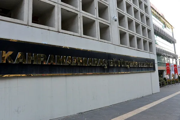 'Sözde Cumhurbaşkanı' sözü nedeniyle Kemal Kılıçdaroğlu'nun ismi o bulvardan silindi - 1