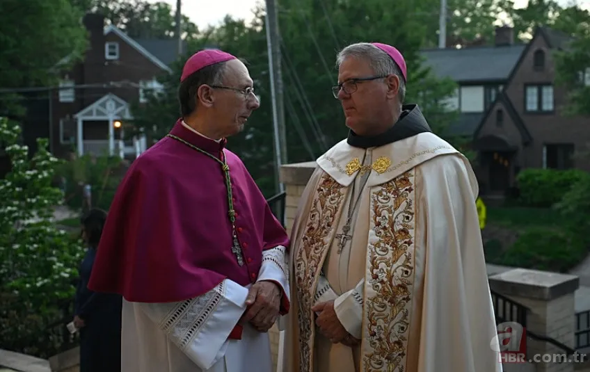 Francis'in tahtına kim oturacak? Gizli kapılar ardında papalık savaşları! İşte Vatikan'ın dünya siyasetinde bilinmeyen etkisi 4