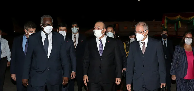 Dışişleri Bakanı Çavuşoğlu Gine’de