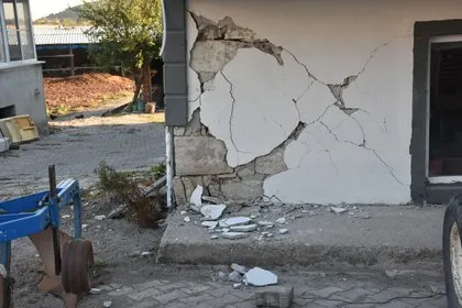 Balıkesir’deki deprem sonrası yıkım havadan görüntülendi | İşte depremin Z raporu