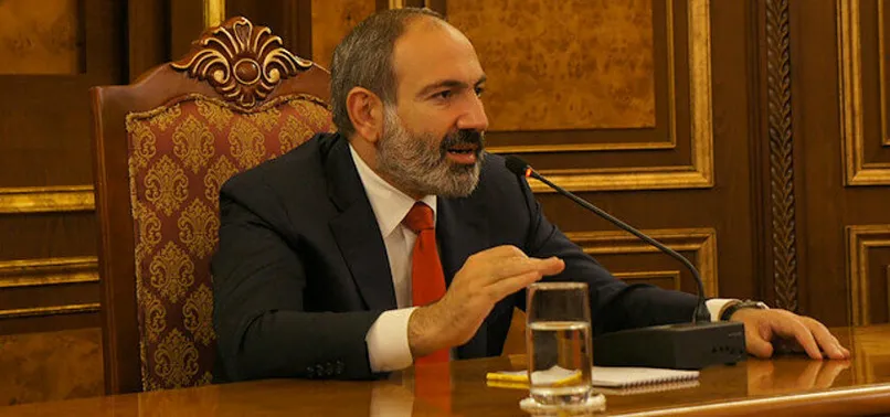 Katil Ermenistan PKK kalleşliğine sarıldı: Sınır bölgelerine Rus bayrakları dikmeye başladılar