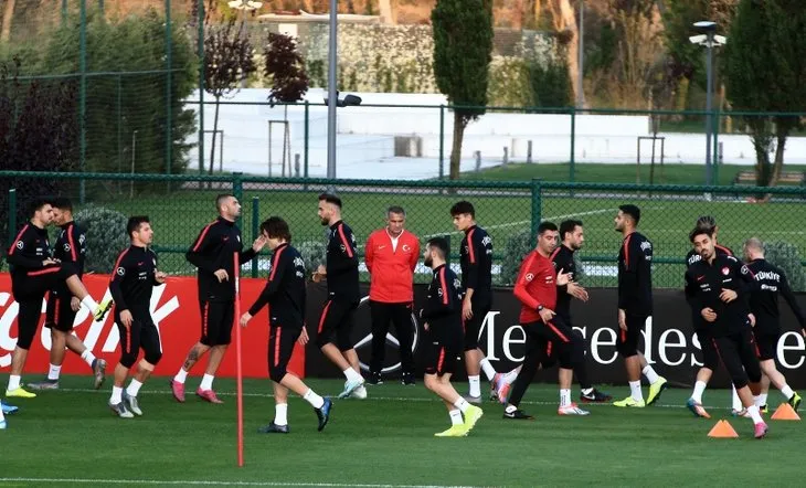 Şenol Güneş’ten sürpriz karar! İşte Türkiye-Arnavutluk maçı ilk 11’leri