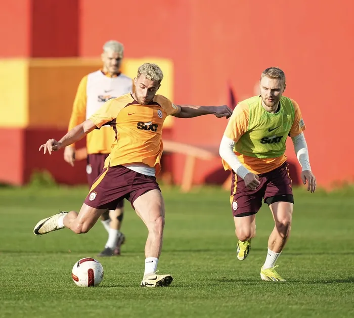 galatasaray-fatih-karagumruk-macinin-hazirliklarina-basladi-1715191045434.jpg Galatasaray Fatih Karagümrük maçının hazırlıklarına başladı - 1