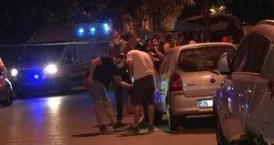 Alkollü sürücü park halindeki arabalara çarptı!