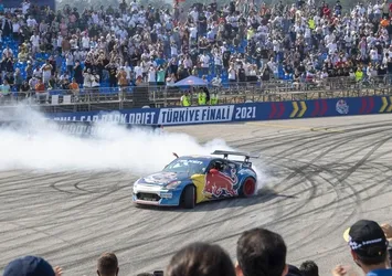 Bursa'da nefes kesen drift şov