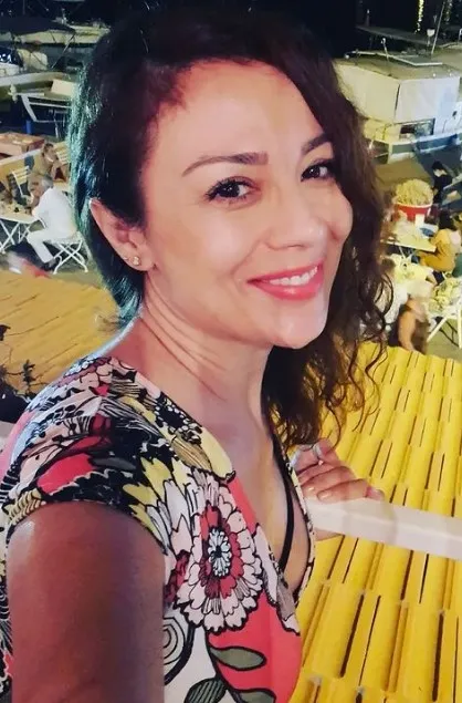 İstanbul’da kan donduran olay! Ünlü oyuncu Yonca Türkman balkondan düşerek hayatını kaybetti