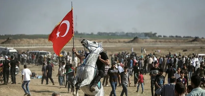 Gazze sınırında "Milyonluk Kudüs" gösterisi