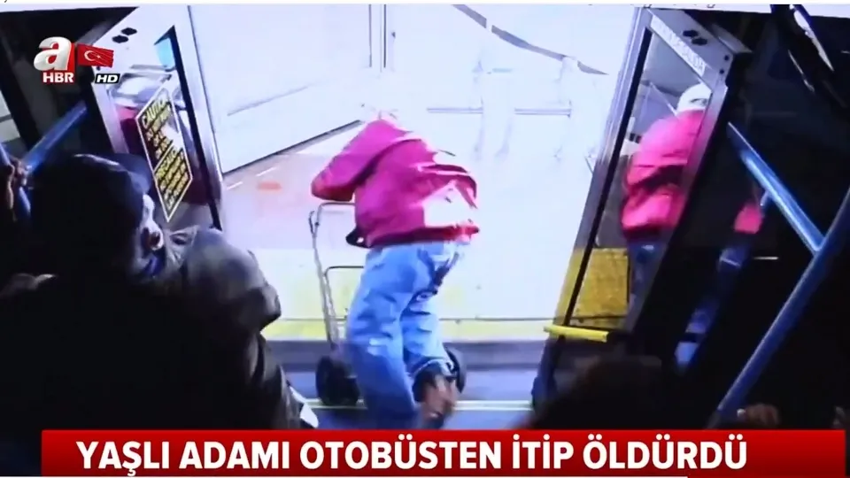 Yaşlı adamı otobüsten itip öldürdü