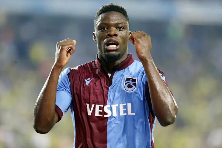 trabzonspora-buyuk-mujde-yildiz-isim-derbide-forma-giyebilecek-1593422241067.jpg Trabzonspor'a büyük müjde! Yıldız isim derbide forma giyebilecek - 1