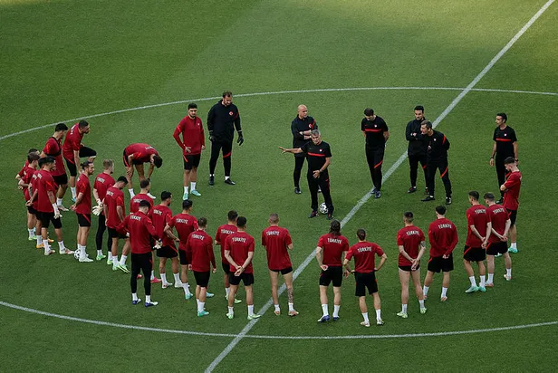 Türkiye Galler maçı kadrosu: Muhtemel 11’ler kimler? EURO 2020 Türkiye Galler maçı ne zaman, saat kaçta, hangi kanalda?