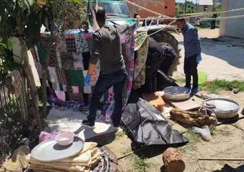 Adana'da vahşet! Kapıda ekmek yapanlara kurşun yağdırdı