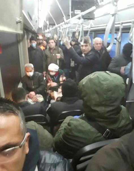 İBB’deki ulaşım rezaleti sürüyor! İBB Sözcüsü Murat Ongun’un sözlerine vatandaşlardan sert tepki