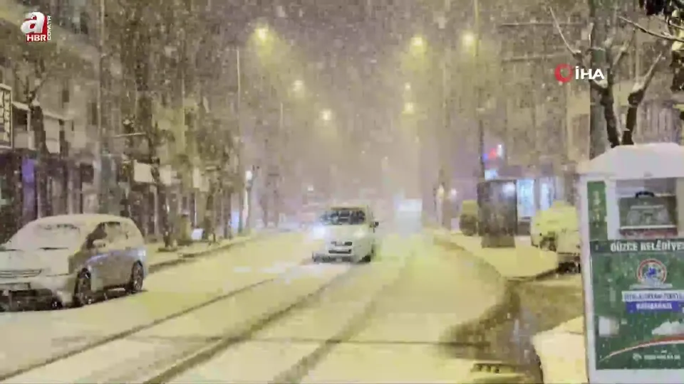 Düzce’de beklenen kar yağışı başladı!