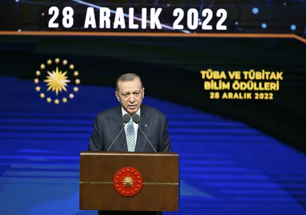 Son dakika: Başkan Erdoğan’dan TÜBİTAK ve TÜBA Bilim Ödülleri Töreni’nde önemli açıklamalar