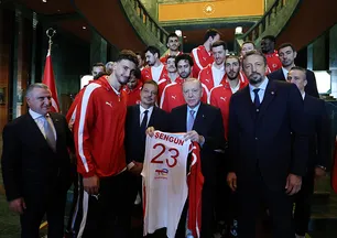 Başkan Erdoğan 12 Dev Adam ile Filenin Sultanları'nı kabul etti! İşte kare kare o anlar...