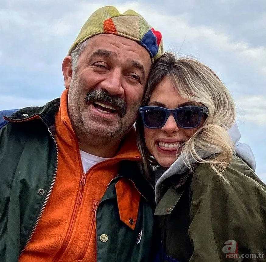 Arka Sokaklar'ın Mesut Komiser'i Şevket Çoruh'un kızını gören şaşırdı! Dünya güzeli Gülenay annesinin kopyası... 5