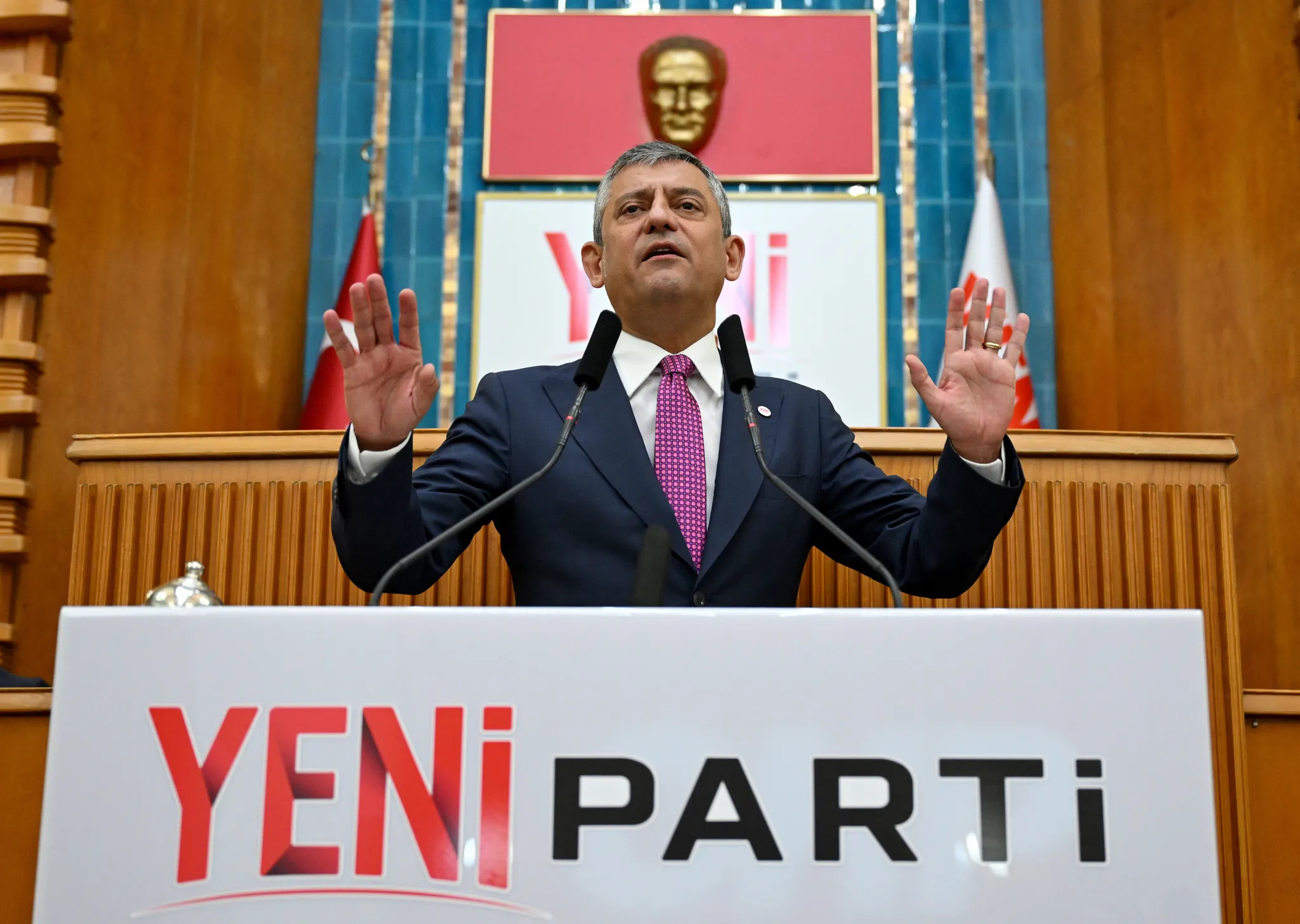 Özgür Özel gözünü CHP'nin üyelerine dikti: