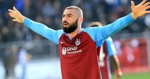 Burak Yılmaz’dan rakiplerine gözdağı