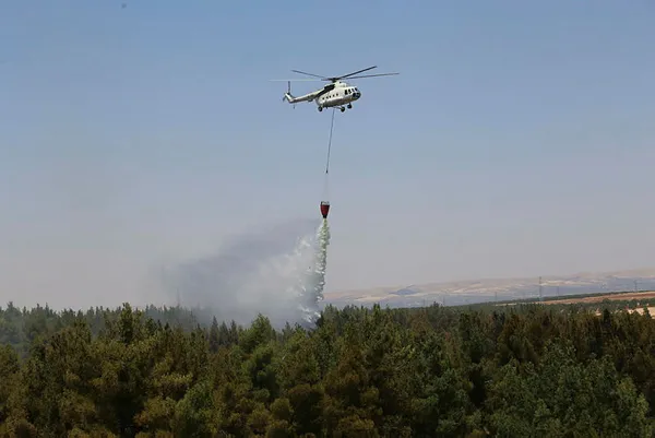 Bakan Bekir Pakdemirli: Orman yangınlarıyla mücadelede ’Yangın-Cell Haberleşme Sistemi’ kurduk