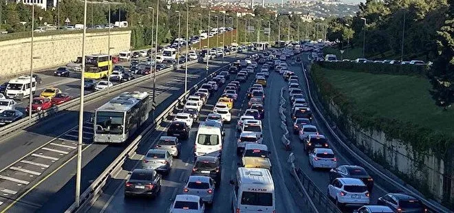 Son dakika: İstanbul’da haftanın ilk gününde trafikte yoğunluk yaşandı