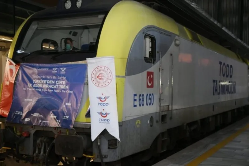 istanbul dan yola cikan tren cin e