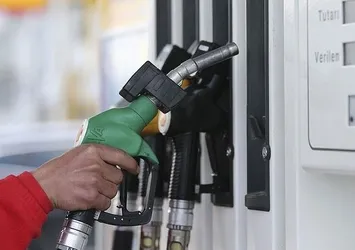 Benzine 7 veya 8 kuruş indirim yapılacak