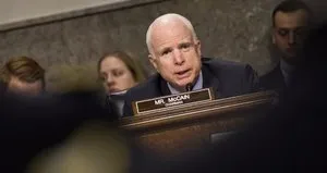 Trump’la McCain kavgaya tutuştu